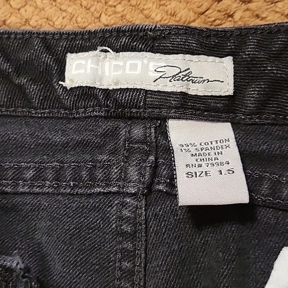 Chicos Platinum Jeans With Zippers Size Chico's 1.5 (US 10) - Picture 3 of 4